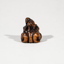 Load image into Gallery viewer, Netsuke – Gama Sennin on Giant Toad