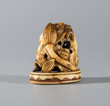 Load image into Gallery viewer, Netsuke – Seal