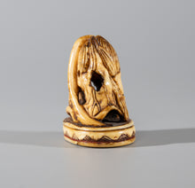 Load image into Gallery viewer, Netsuke – Seal