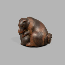 Load image into Gallery viewer, Netsuke - Mother and Pup