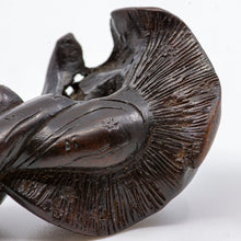 Load image into Gallery viewer, Netsuke – Three decaying mushrooms