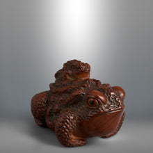 Load image into Gallery viewer, Netsuke - Toad and Young