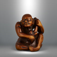Load image into Gallery viewer, Netsuke - Islander
